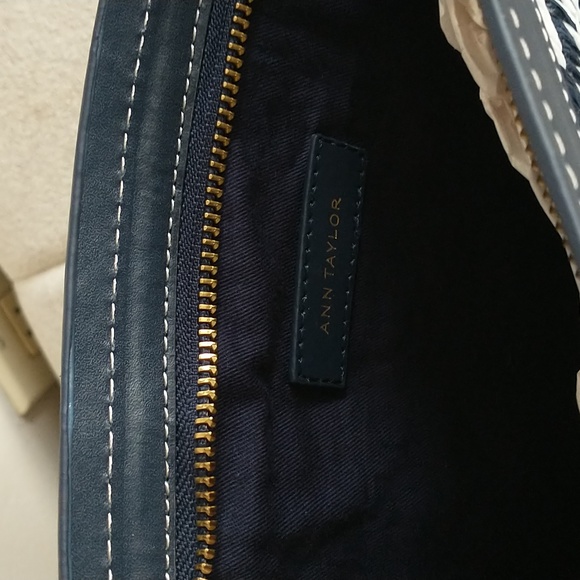 Ann Taylor oversized Raffia soft clutch sapphire - Picture 3 of 7